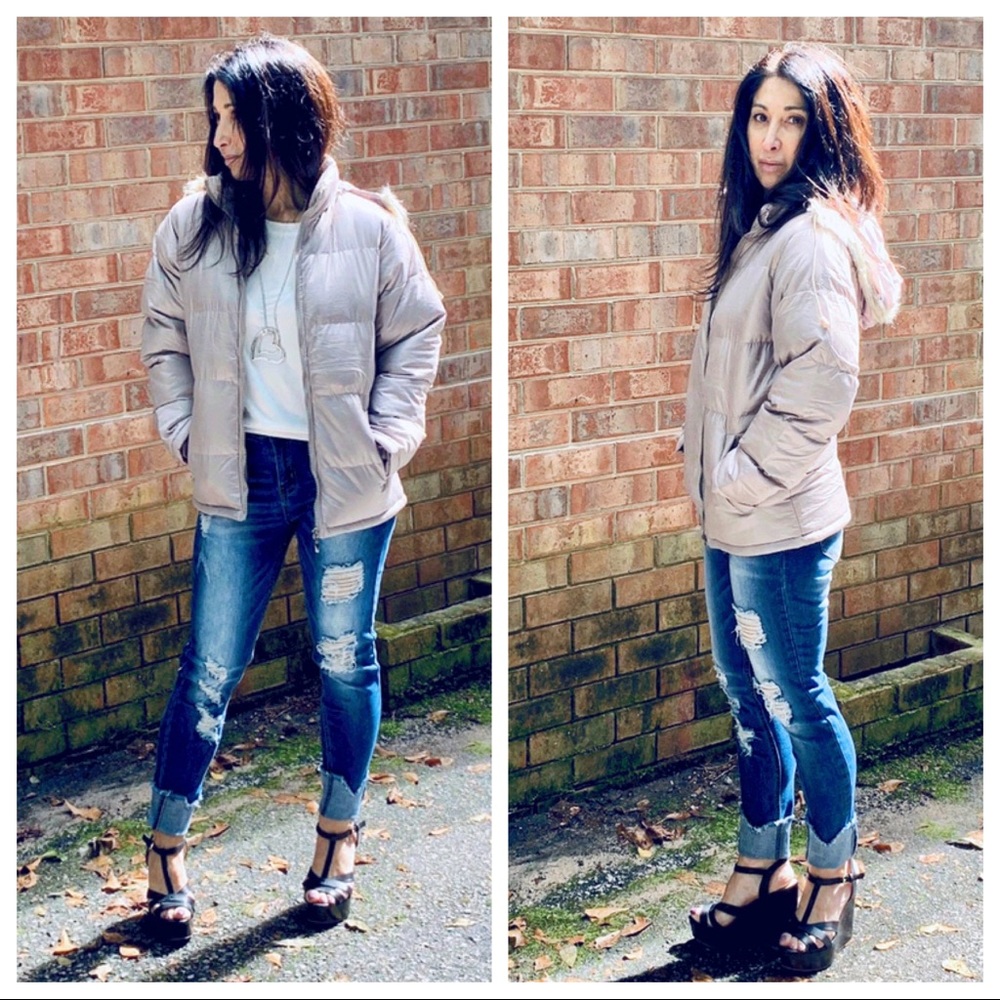 ✨LAST ONE✨Beautiful Hooded Puffer Zip Up Jacket - Picture 6 of 7